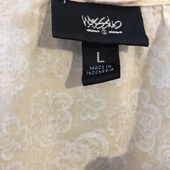 MOSSIMO SIZE LARGE - Picture 5 of 5